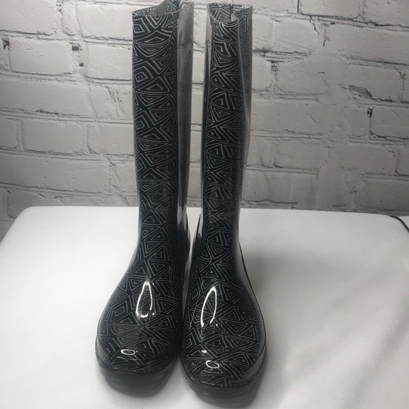 Toms Shoes - TOMS CABRILLA PRINT RAIN BOOT